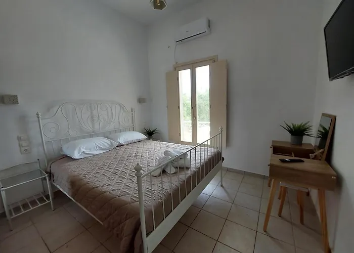 펜션 Maritina's House In Vroutsi *