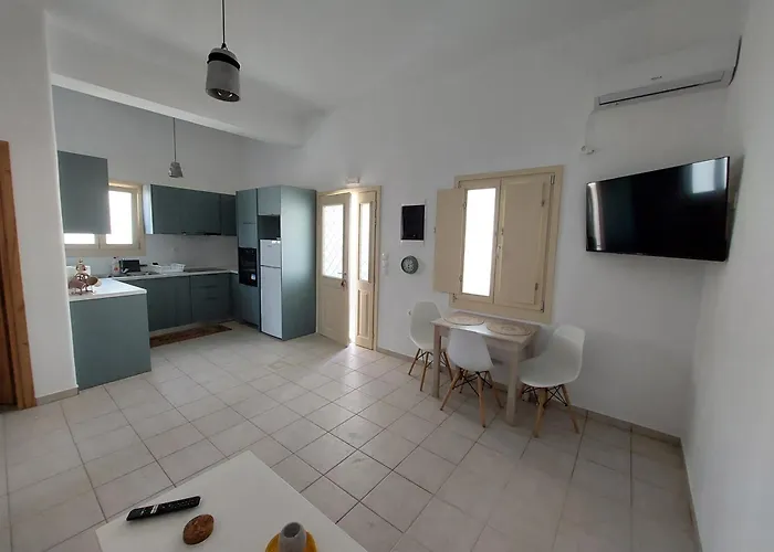 펜션 Maritina's House In Vroutsi *